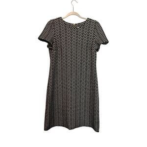 Calvin Klein Black and White Short Sleeves Stretch Knit Dress Size 10